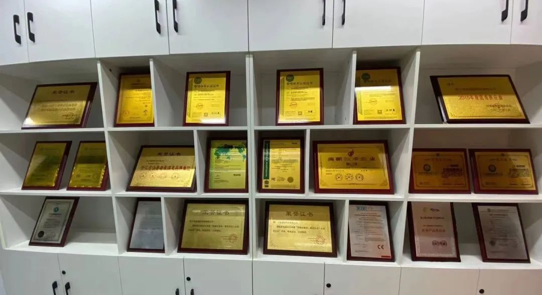 1594624488328813.jpg 1594624488328813.jpg